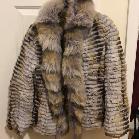 Natural fur - Picture 1 of 3